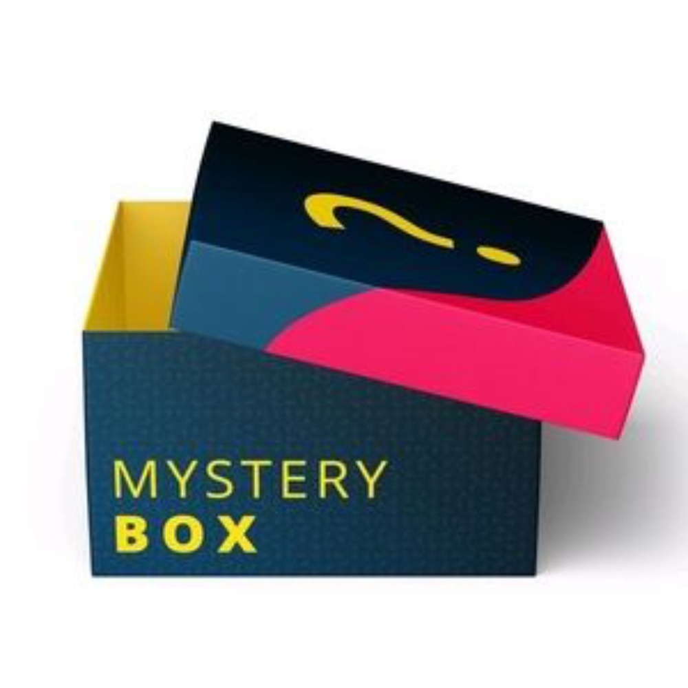 10 Clothing Items, Young Men's -‎ Mystery Box